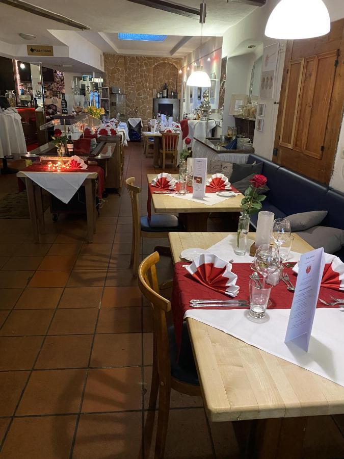 Marktplatzhotel - Restaurant Tafelspitz Weinheim Ngoại thất bức ảnh
