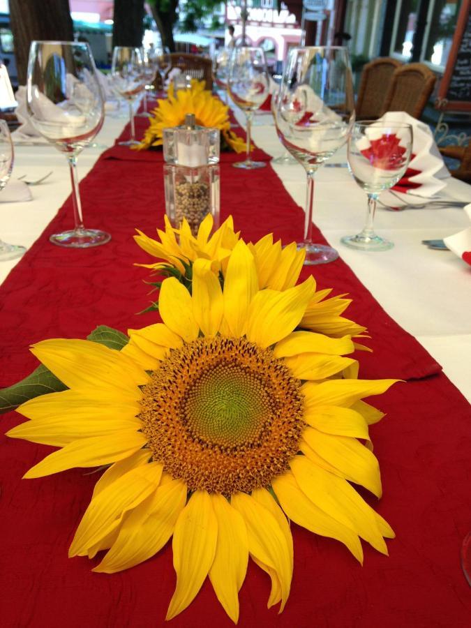 Marktplatzhotel - Restaurant Tafelspitz Weinheim Ngoại thất bức ảnh