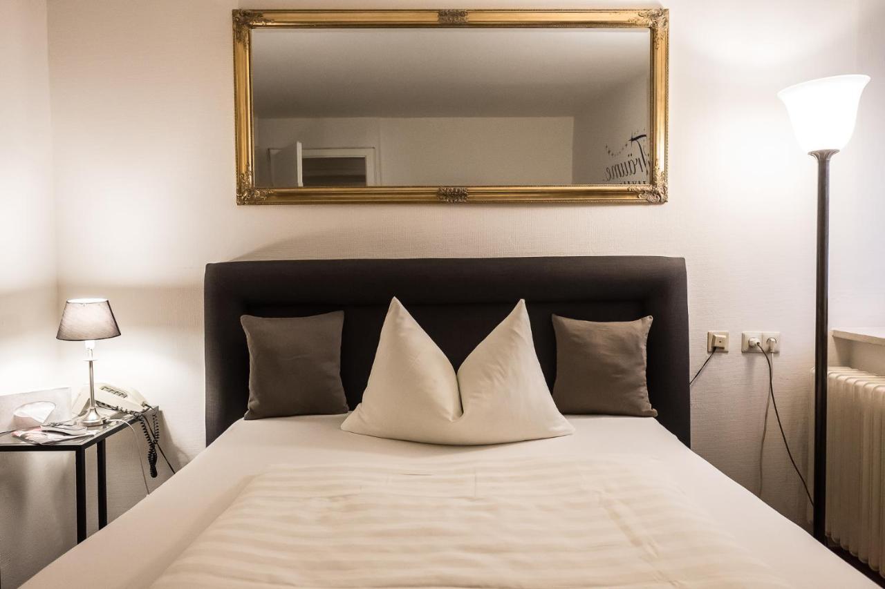 Marktplatzhotel - Restaurant Tafelspitz Weinheim Ngoại thất bức ảnh